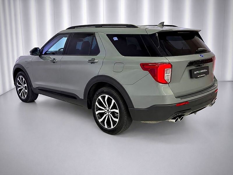 Ford Explorer 3.0L PHEV AWD ST-LINE, PANO, B - fotka 4 z 27