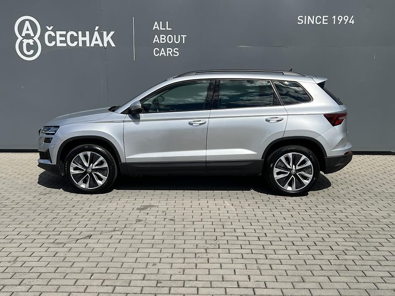 Škoda Karoq (2022) 2,0 TDi 110kW STYLE 4x4 DSG - fotka 8 z 39