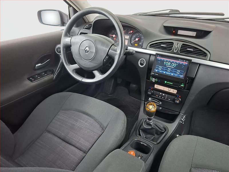Renault Laguna (2007) 1.9 dCi, po STK, udržované - fotka 7 z 16