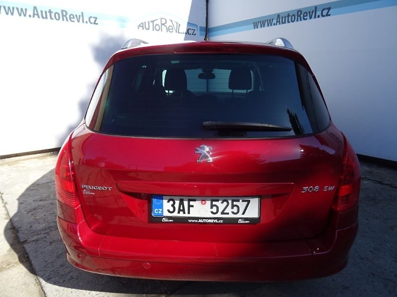 Peugeot 308 (2013) 1.6i,88kW,NovéČR,klima - fotka 20 z 21