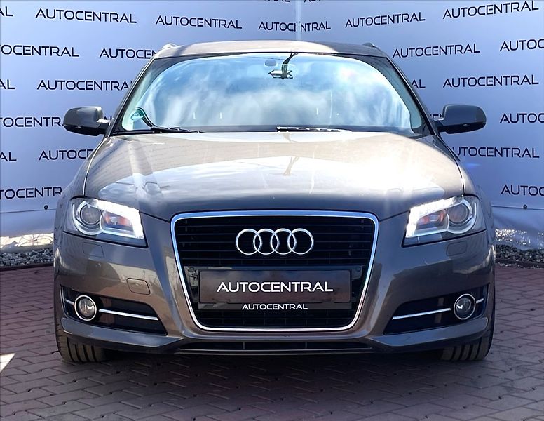 Audi A3 1,4 TFSi,serv.kn. - fotka 2 z 19