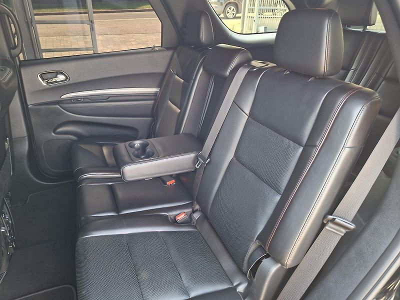 Dodge Durango (2023) 5,7L4x4, Max výbava, REZERVACE - fotka 15 z 37