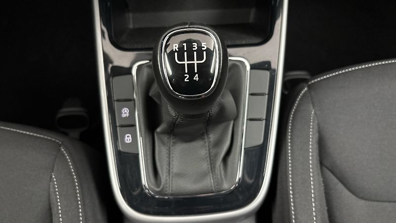 Škoda Fabia 1.0 TSI Style - fotka 22 z 23
