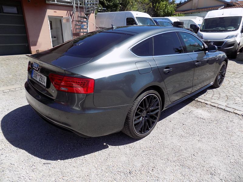 Audi A5 2,0 TDI S-LINE, ALCANTARA, TOP - fotka 10 z 50
