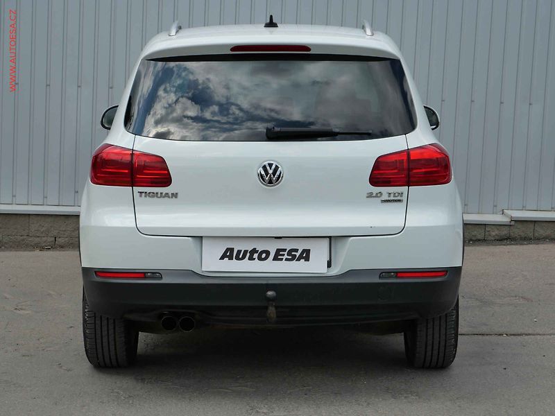 Volkswagen Tiguan (2014) 2.0TDi 4x4, DSG, TZ, AC - fotka 5 z 20