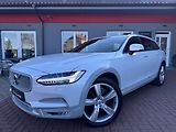 Volvo V90 (2018) 2.0D AWD Ocean Race LED - náhled 3