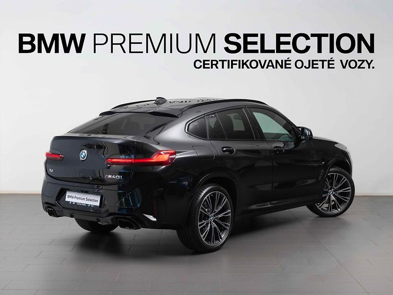 BMW X4 M40i - fotka 4 z 23