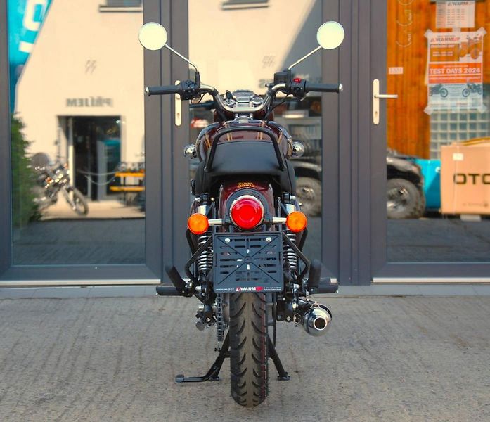 Royal Enfield Bullet 350 (2026) - fotka 8 z 25