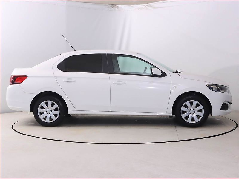 Peugeot 301 (2019) 1.2 PureTech, Serv.kniha - fotka 6 z 16