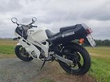 Yamaha FZR 600 (1996) - náhled 4