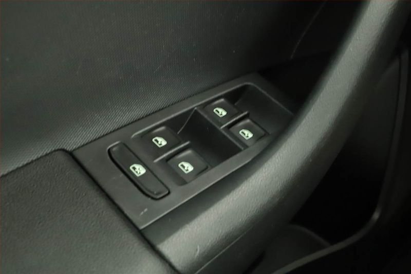 Škoda Rapid (2018) Style 1.4 TDI, Serv.kniha - fotka 11 z 13