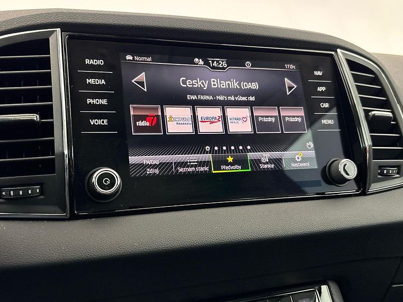 Škoda Karoq Top Selection - fotka 12 z 29
