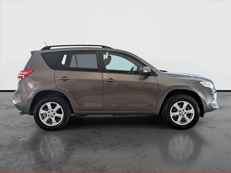Toyota RAV4 (2012) 2.0 VVT-i, 4X4, Serv.kniha - fotka 6 z 20