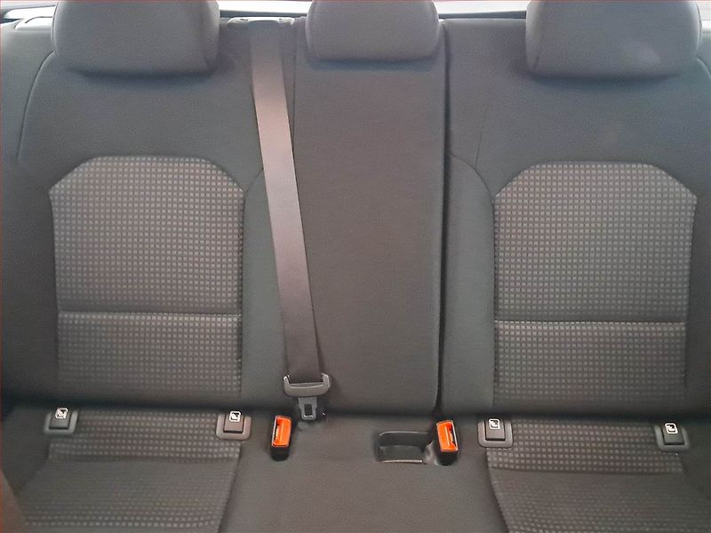Kia Ceed (2021) 1.5 T-GDI, Serv.kniha - fotka 10 z 16