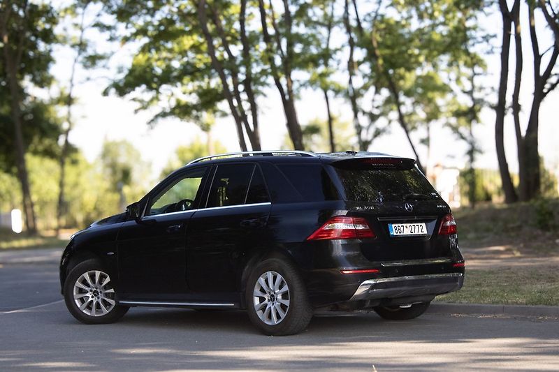 Mercedes-Benz Třídy M Servisované, AMG paket, tažné, - fotka 7 z 42