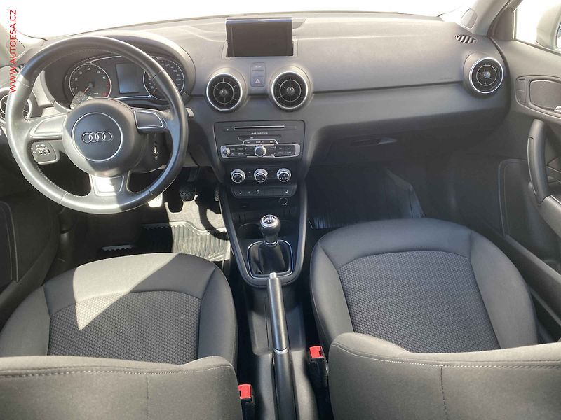 Audi A1 (2018) 1.0 TSi, 1.maj, +ALU - fotka 8 z 15