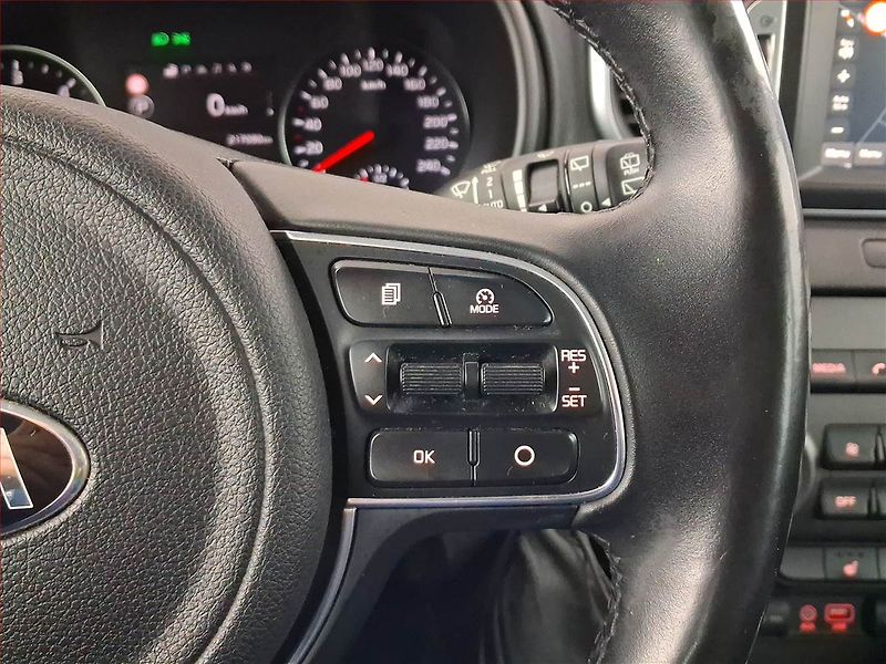 Kia Sportage (2017) 2.0 CRDi, 4X4, Automat, Navi - fotka 17 z 20