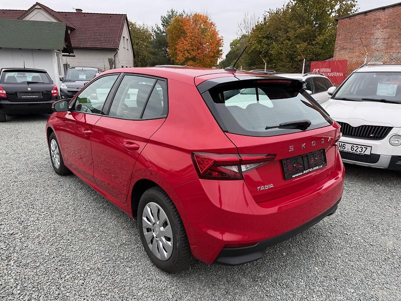 Škoda Fabia 1.0 MPI SELECTION - fotka 4 z 13