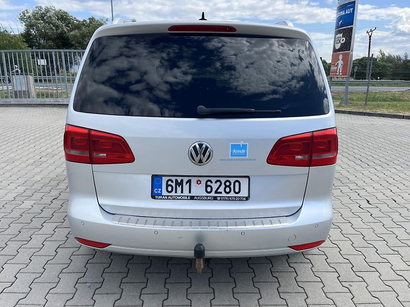 Volkswagen Touran (2012) 1.6 TDi - fotka 6 z 14