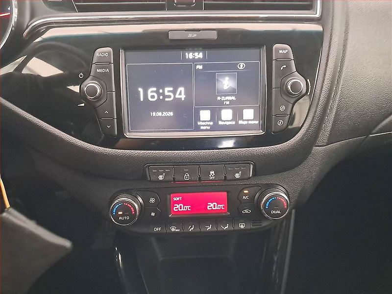 Kia Ceed (2018) 1.6 GDI, ČR,1.maj, Serv.kniha - fotka 12 z 17