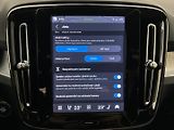 Volvo XC40 2.0 B3 CORE - náhled 22