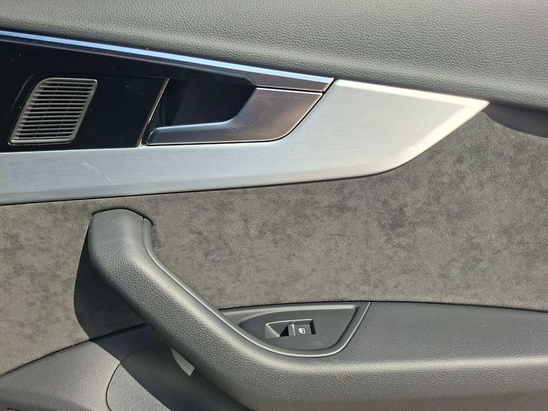 Audi S4 (2020) 3.0TDI 255kW ČR-HUD-B.O. - fotka 33 z 40