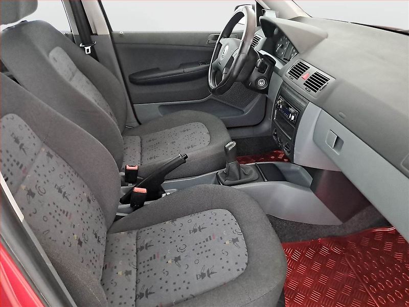Škoda Fabia (2003) 1.2, Serv.kniha, po STK, Tažné - fotka 9 z 17