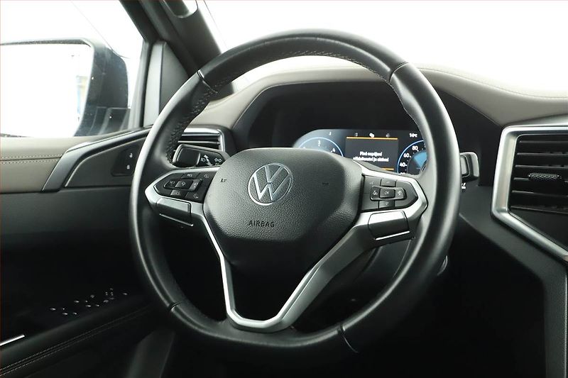 Volkswagen Amarok (2024) V6 3.0 TDI - fotka 8 z 18