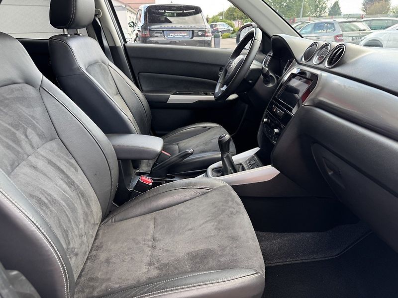 Suzuki Vitara (2016) 1.6i VVT Comfort Plus LED Navi - fotka 19 z 50