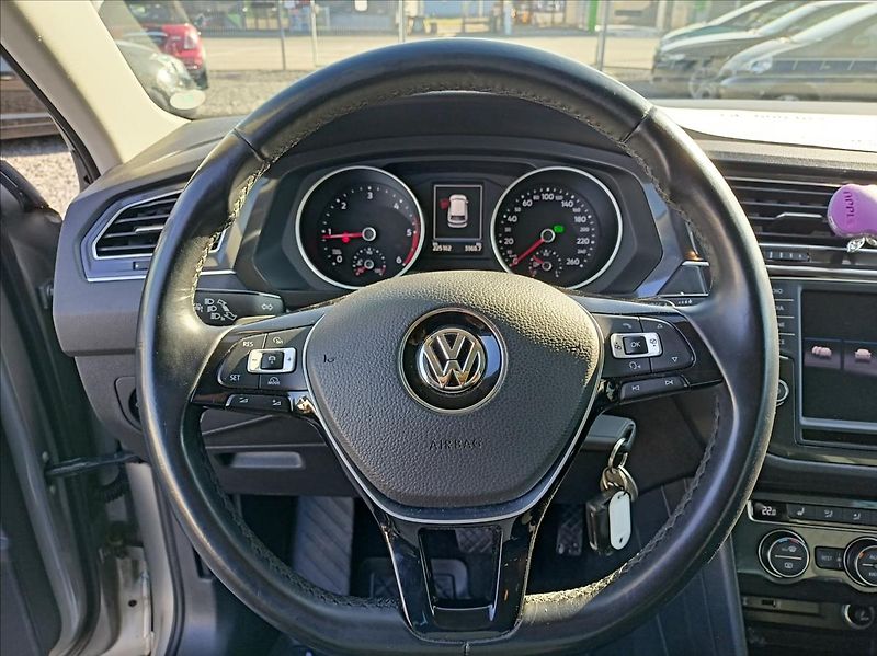 Volkswagen Tiguan 2,0 2.0 TDI 110 kW DSG  Automa - fotka 12 z 14