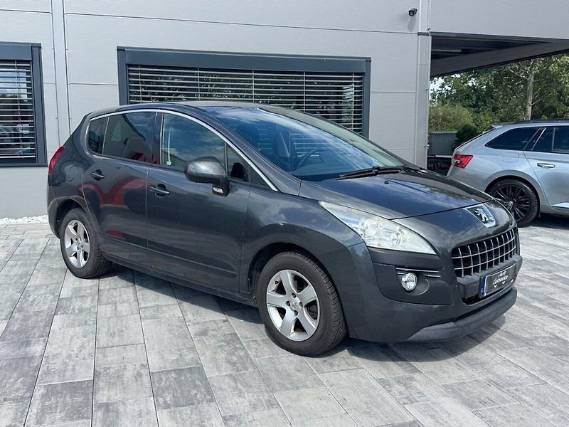 Peugeot 3008 (2010) 1,6 HDI 80 Kw - fotka 3 z 30