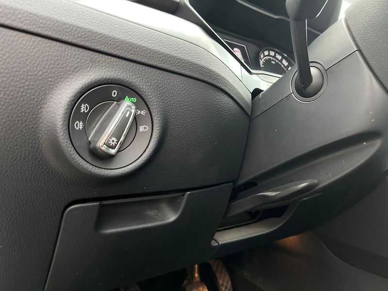 Škoda Superb 2.0 TDI Style - fotka 12 z 18
