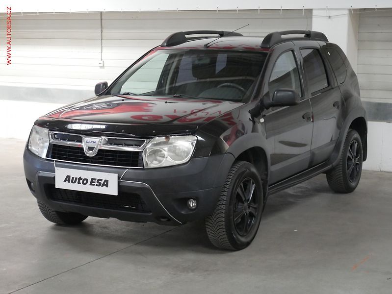 Dacia Duster (2011) 1.6i, ČR, AC - fotka 3 z 17