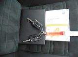 Volkswagen Touran 2,0 TDi Highline Navi - náhled 19
