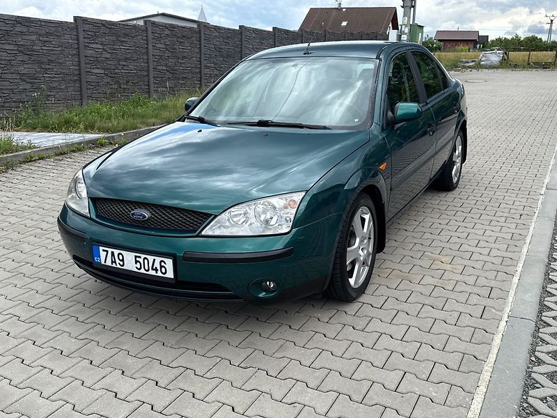 Ford Mondeo (2002) - fotka 25 z 33