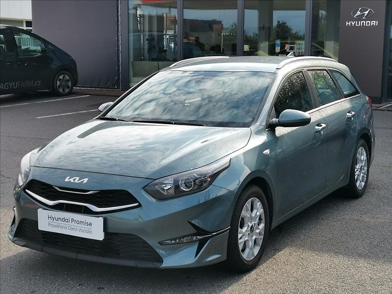 Kia Ceed 1,5 T-GDI 118kW Spin AT - fotka 2 z 5