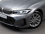 BMW Řada 3 330i xDrive - náhled 7