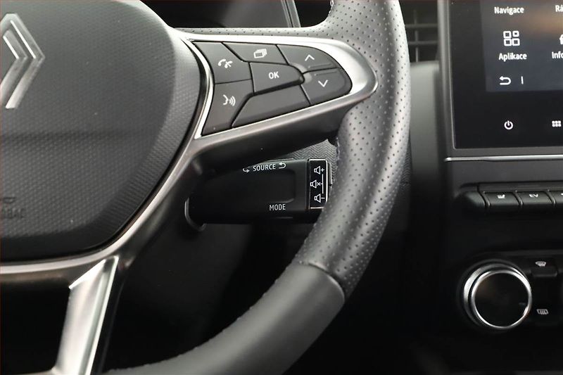 Renault Clio (2025) E-Tech Hybrid, TECHNO, KAMERA - fotka 21 z 22
