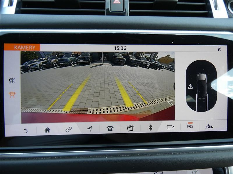 Land Rover Range Rover Sport 3,0 SDV6 Dyn-HSE,1.Maj,ČR,DPH - fotka 31 z 42