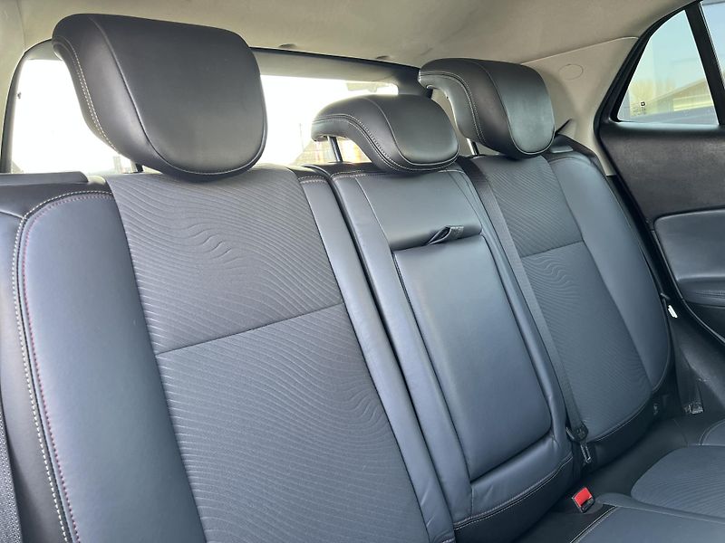 Opel Mokka 1.4T COSMO 4x4 NAVI KAMERA - fotka 31 z 44