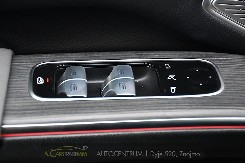 Mercedes-Benz EQS 580 4MATIC AMG 5L-ZÁRUKA  - fotka 29 z 64