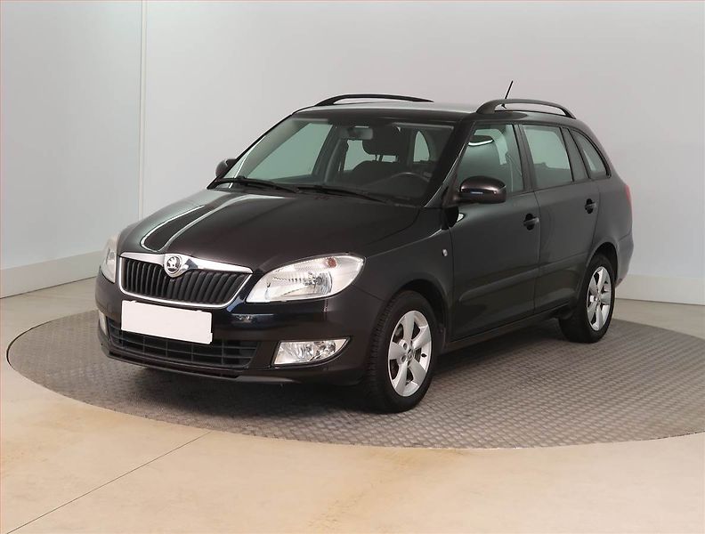 Škoda Fabia (2014) 1.2 TSI - fotka 2 z 15