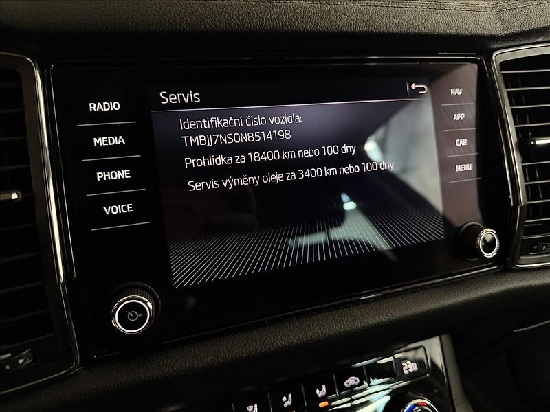 Škoda Kodiaq 2.0TDI 110kW DSG ACC 1MAJ - fotka 21 z 37