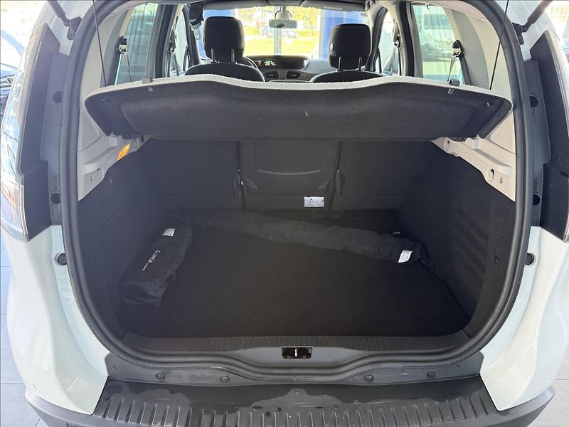 Renault Scénic 1,5   dCI 81kW,SERVIKA,LIMITED - fotka 20 z 23