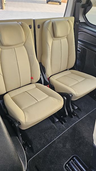 Ford Galaxy  1.6i Turbo - Titanium 7míst - fotka 23 z 25