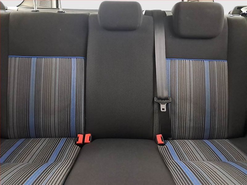 Ford Focus (2009) 1.6 16V, po STK, jezdí dobře - fotka 10 z 15