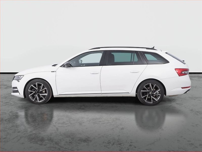 Škoda Superb (2022) Sportline 1.5 TSI - fotka 3 z 17