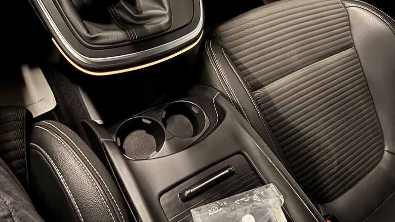 Renault Grand Scénic (2020) TCe,140PS,REZERVOVÁNO - fotka 29 z 45