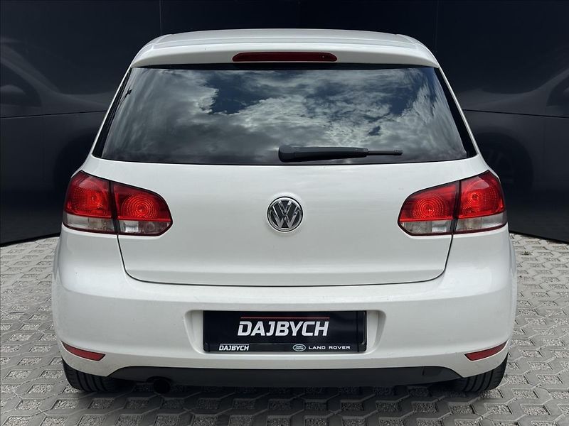 Volkswagen Golf 1,2 TSI 77kW Comfortline ČR - fotka 8 z 30