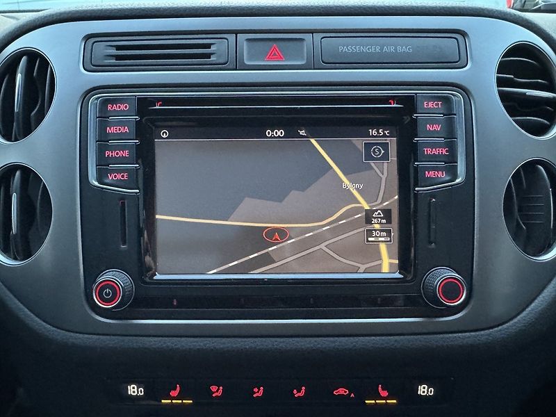 Volkswagen Tiguan (2015) 1.4TSi 92kW Lounge Navi Kamera - fotka 9 z 49